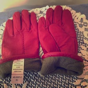 Red gloves